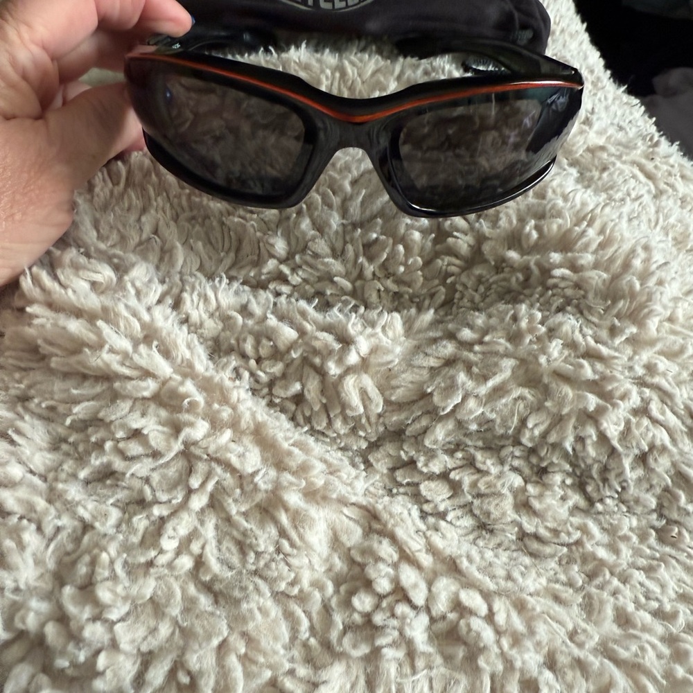 Undercover Men’s The Standard UR4728C Black Wrap Sunglasses 🕶️